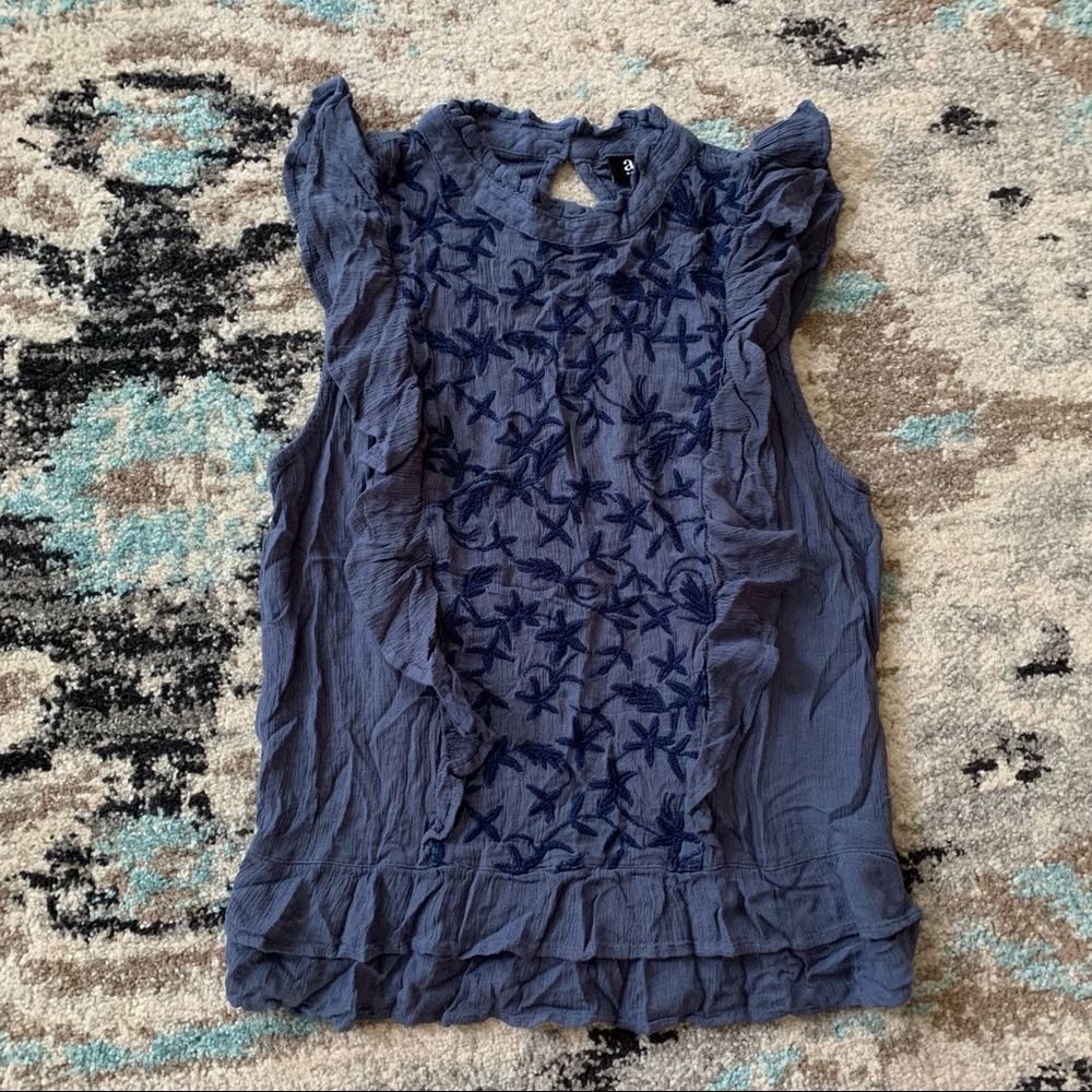 🌸 3/$30 A.N.A a new approach denim blue sleeveless blouse